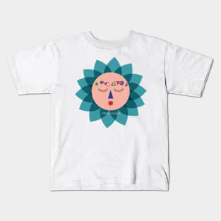 Cute funny colorful sun Frida kahlo portrait viva la vida mexican painter Kids T-Shirt